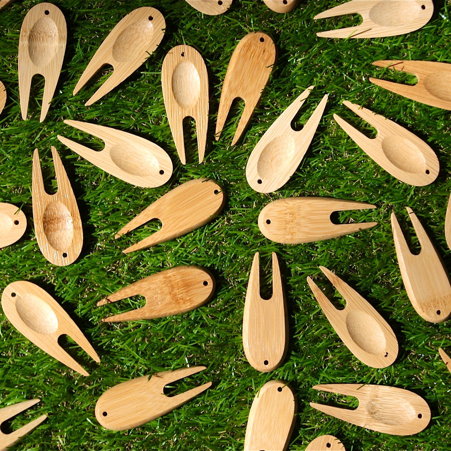 Bamboo pitch mark repairer